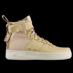 Air Force 1 Womens size 7